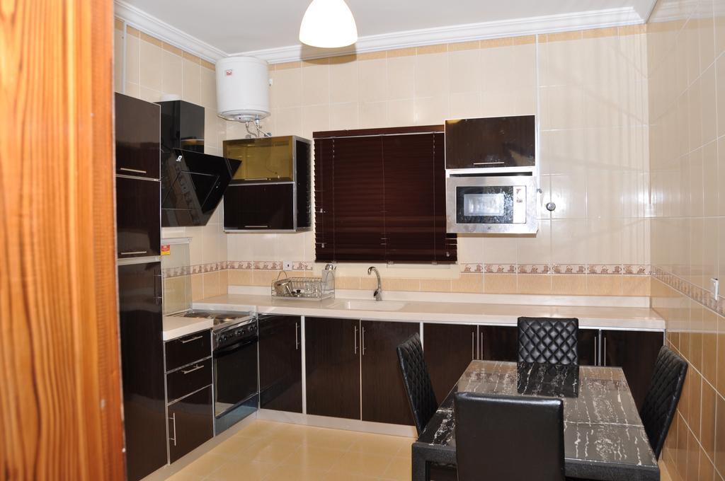 منازل بجيلة للاجنحة الفندقية Manazel Begela Hotel Apartments Ta'if Quarto foto
